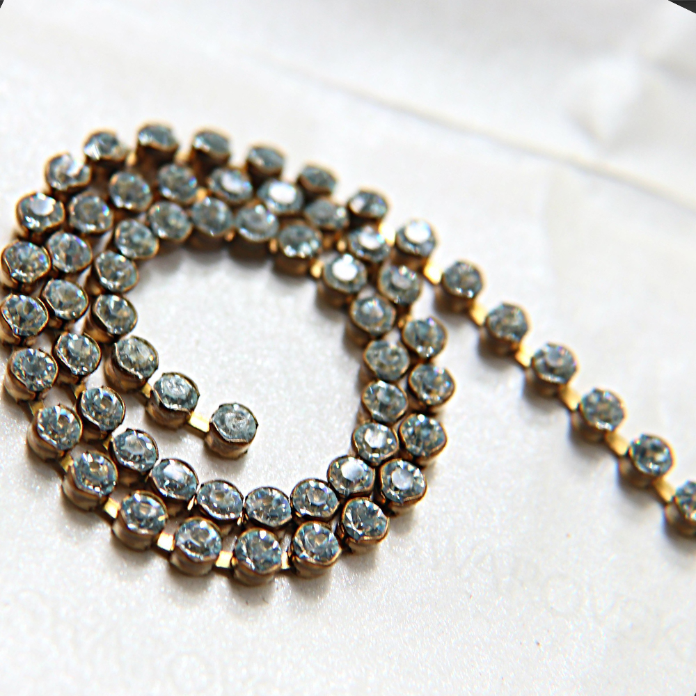 Стразовая лента Swarovski