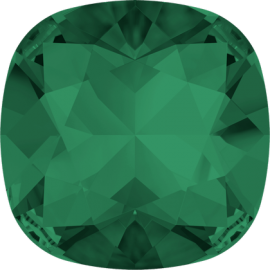 Кристалл в оправу Swarovski 4470, Emerald, 12мм